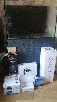 Evolution Aqua ea Reef Pro 900s and cabinet + Equpment