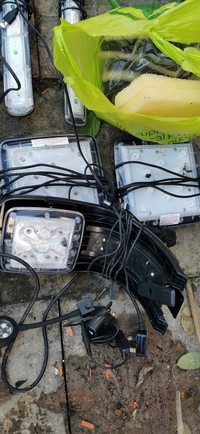 Huge job lot of fish house stuff- tanks, externals, powerheads, heaters, airpumps, lights etc etc