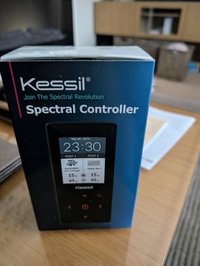 Kessil led we360 tuna blue light and controller